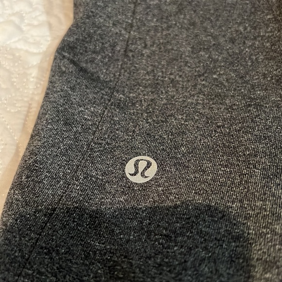 Lululemon athletica dark gray shorts, size large - Picture 10 of 15